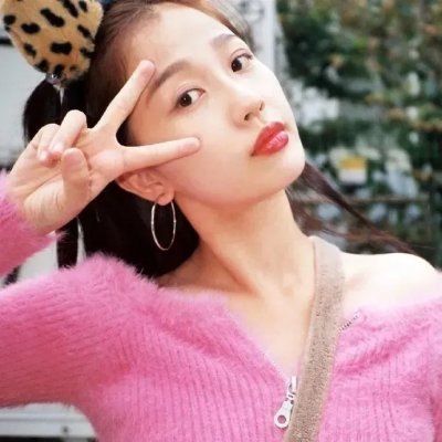 顶楼左边那栋房子
