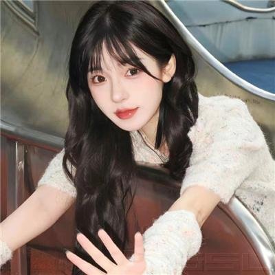 艳阳春色