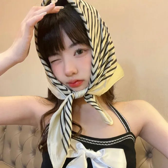 酷爱电影的庞波小姐